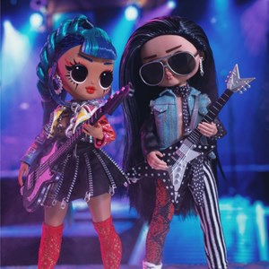 عروسک 2 تایی ال او ال سورپرایز LOL Surprise سری OMG Remix مدل Rocker Boi و Punk Grrrl_عروسک سورپرایزی